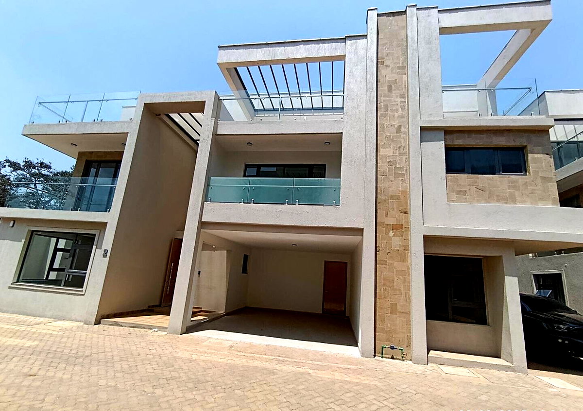 6-Ensuite Townhouse with Rooftop Terrace & DSQ - Lavington