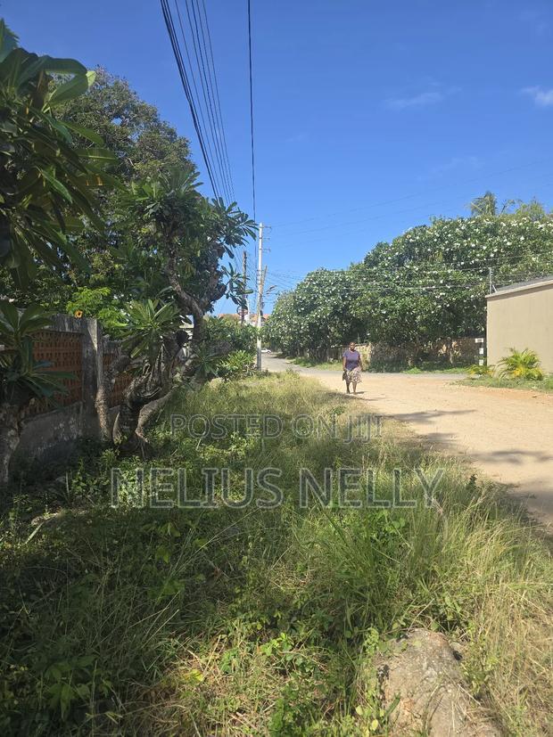 Plot for Sale Nyali
