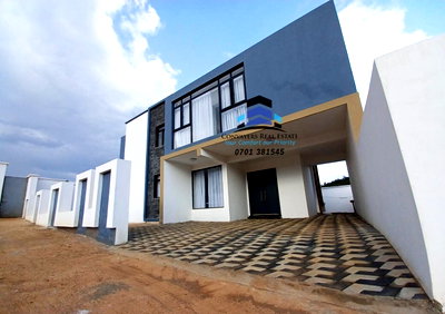 5BR Townhouse with DSQ, Office & Mountain Views - Kikuyu
