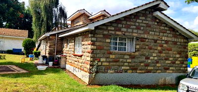 8bdrm Bungalow in Pioneer for sale - Image 10