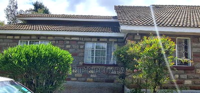 8bdrm Bungalow in Pioneer for sale - Image 16