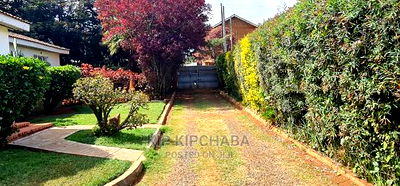 8bdrm Bungalow in Pioneer for sale - Image 19