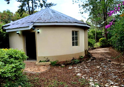Cozy 1BR Cottage with Garden at KSh 45K