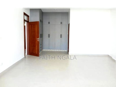 2bdrm Apartment in Nyali for sale - Image 4