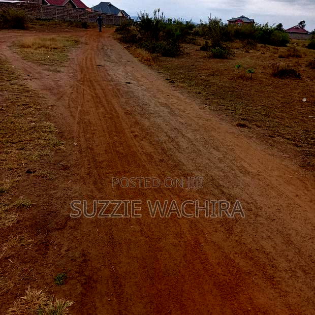 40*80plots for Sale at Kabati Gikono.200 Off Progas Tarmac
