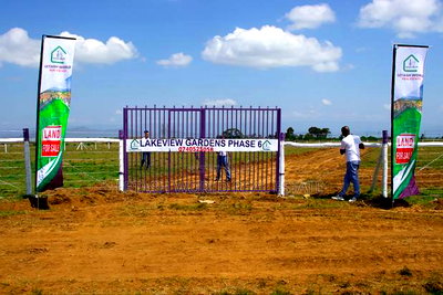 Great Views for a Good Price , Only - Image 5