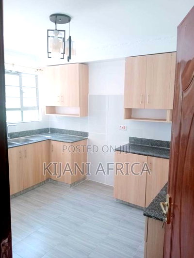 4bdrm Maisonette in Joska for sale - Image 8