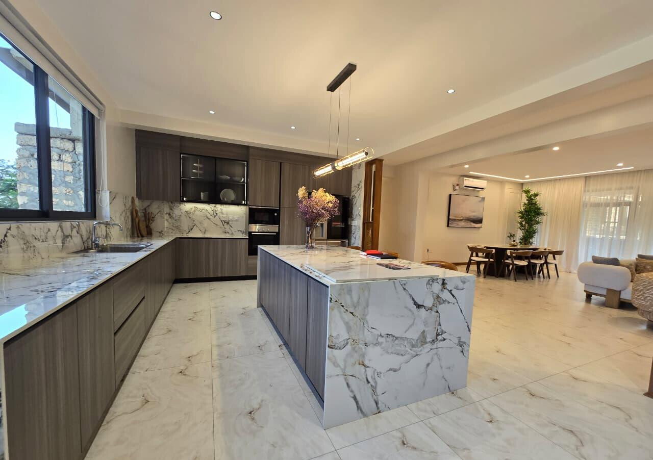 3BR All-Ensuite with Walk-In Closet & Scenic Balcony - Nyali
