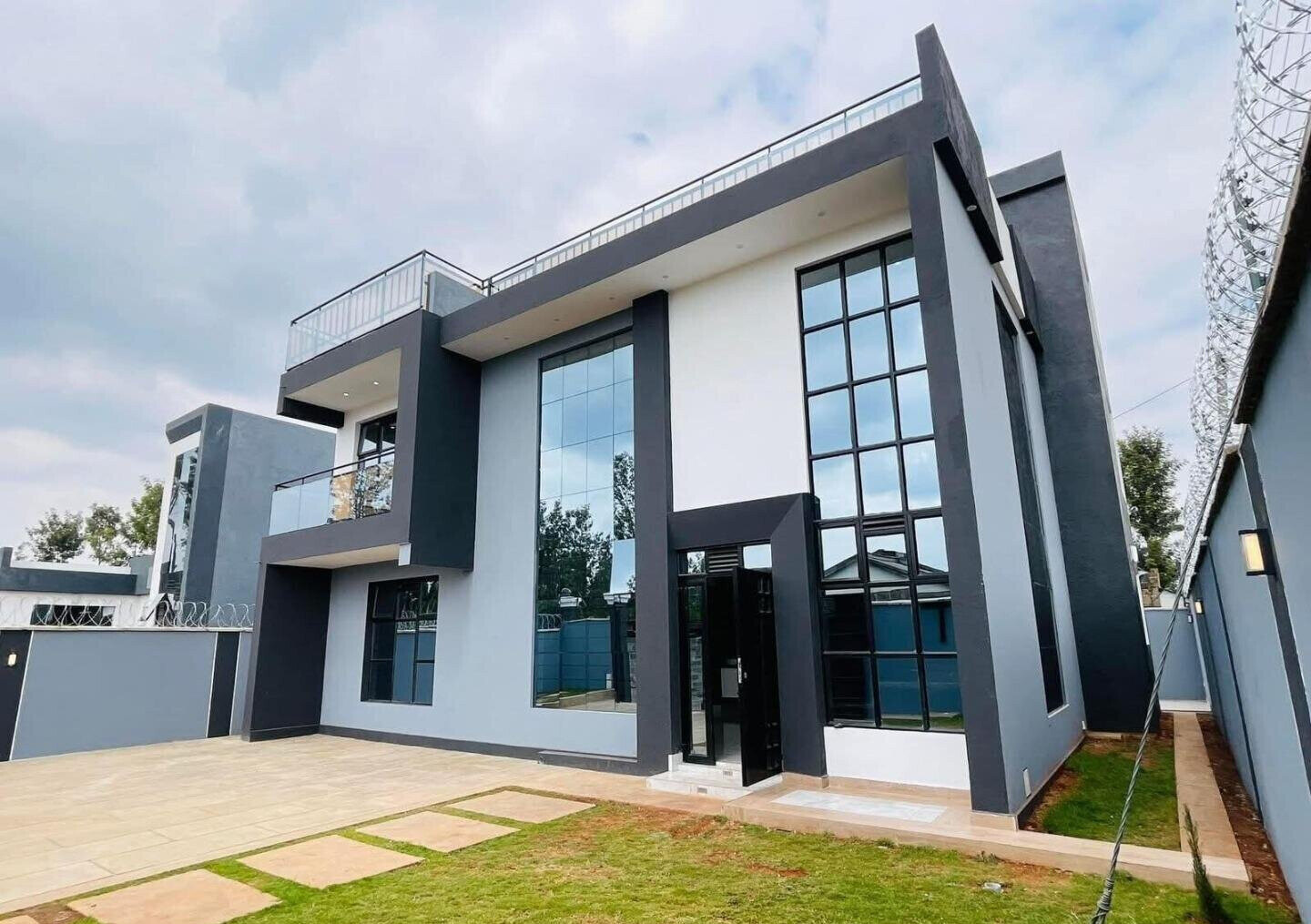 4BR All-Ensuite Home with Office & Family Room - Mugutha, Ruiru