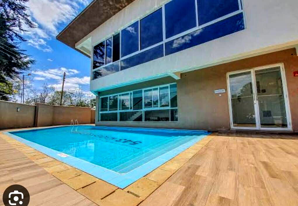4-Ensuite Townhouse with Private Garden & Clubhouse - Lavington