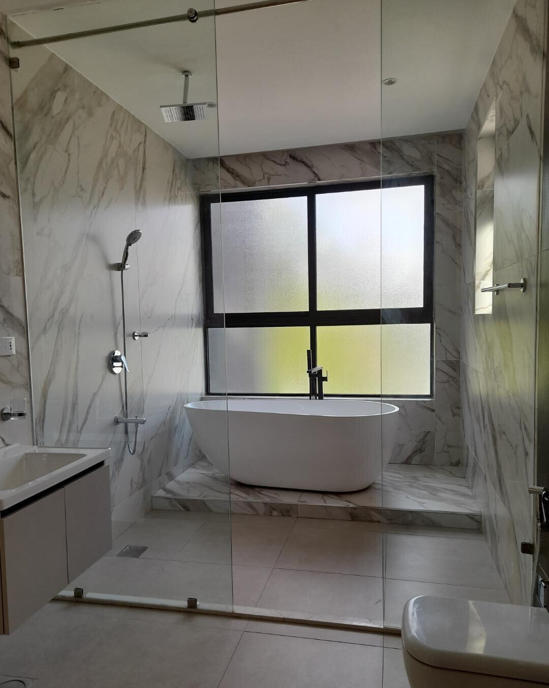 4-Ensuite Townhouse with Private Garden & DSQ - Lavington