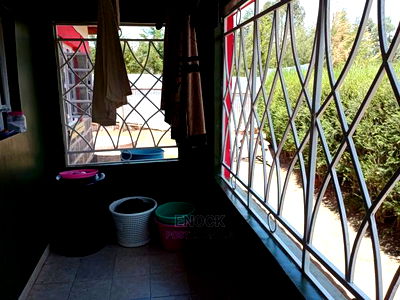 3bdrm Bungalow in Little Lambs Outspan, Racecourse for Sale - Image 5