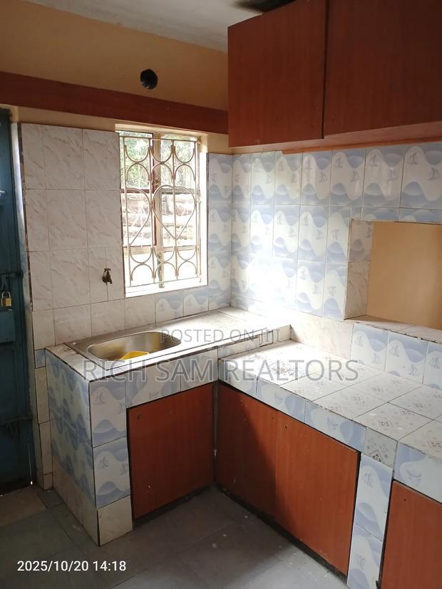 3bdrm Bungalow in Kiamunyi, Nakuru Town West for rent