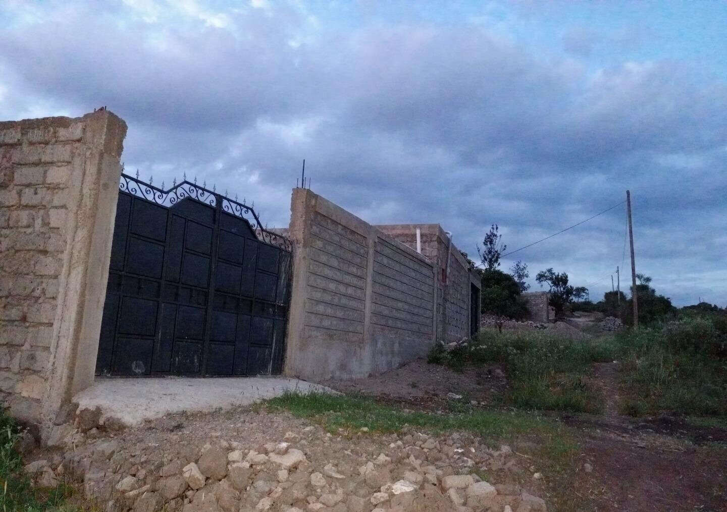 1/8 Acre Plot with Borehole - KSh 3.5M