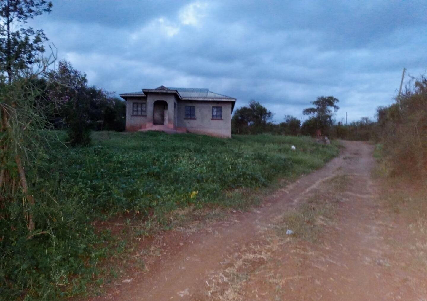 1/8 Acre Plot with Borehole - KSh 3.5M