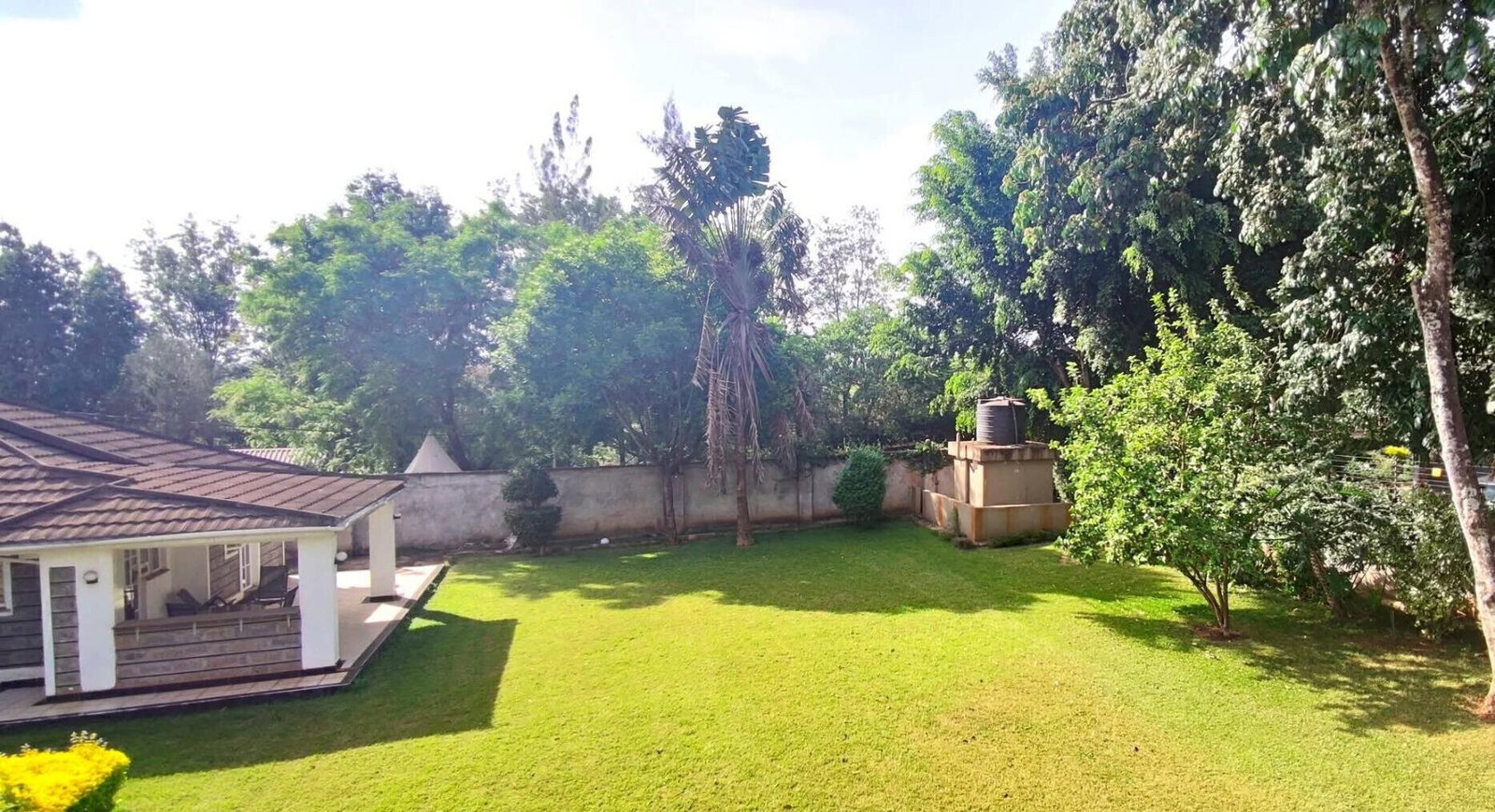 4BR All-Ensuite Mansion with Guest House & Gym - Runda