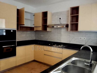 4bdrm Apartment in Parklands/Highridge for rent - Image 8