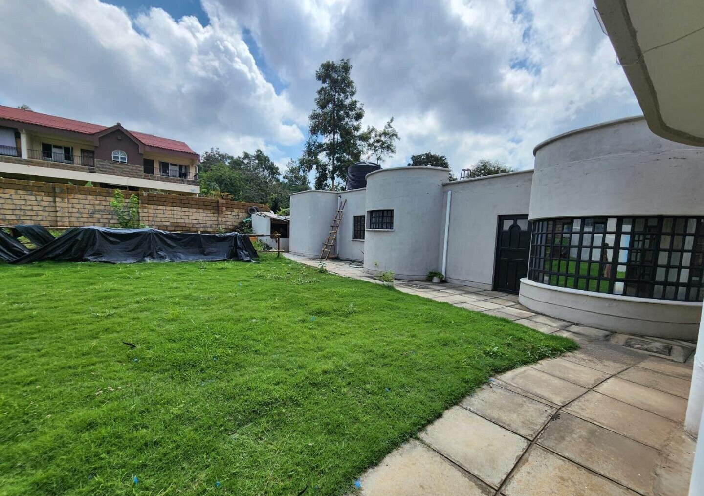Cozy 1BR Garden Cottage for KSh 80K