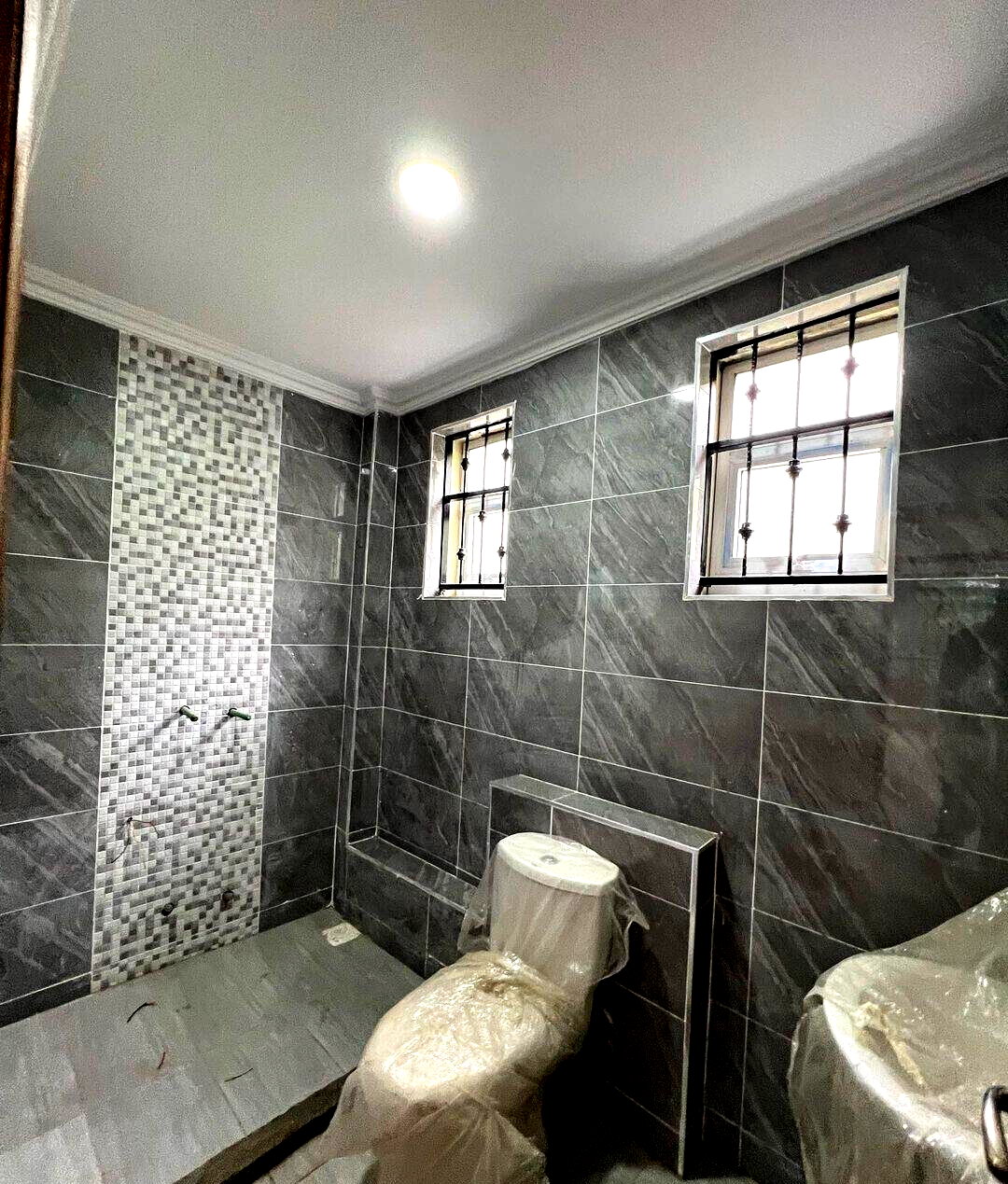 5BR All-Ensuite Townhouse with Rooftop Terrace – Windsor, Nairobi