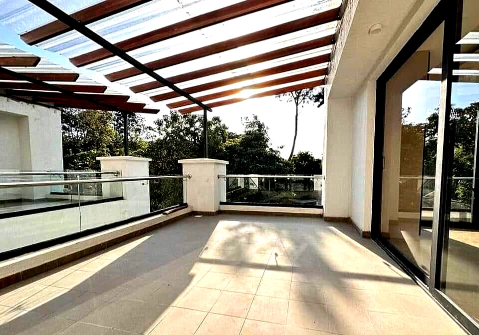 Brand New 4-Bed Townhouse with Two Kitchens - Lavington Mall Area