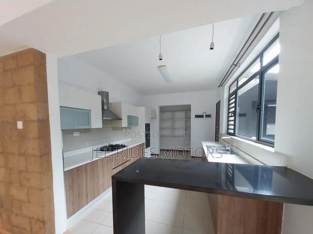 4bdrm Townhouse/Terrace in Garden Estate, Nairobi Central for sale