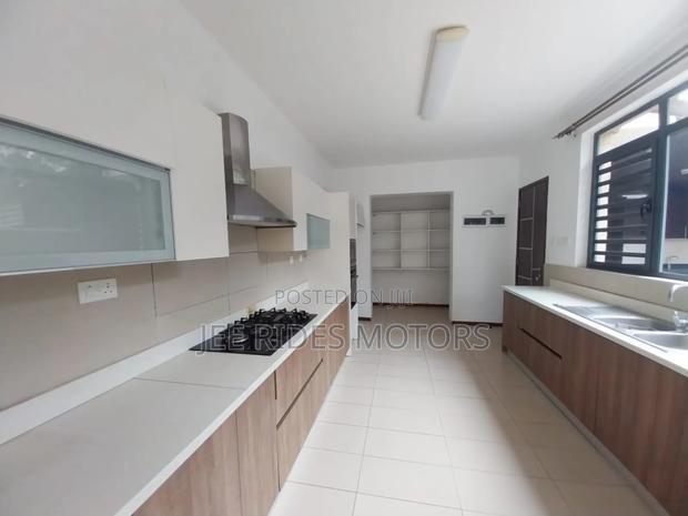 4bdrm Townhouse/Terrace in Garden Estate, Nairobi Central for sale