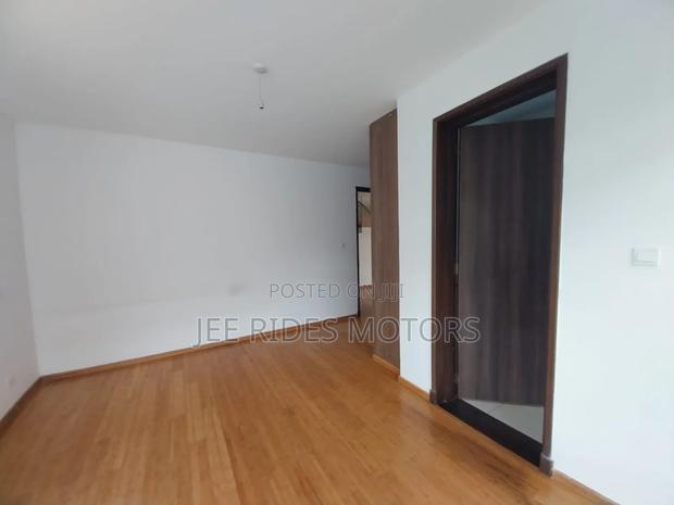 4bdrm Townhouse/Terrace in Garden Estate, Nairobi Central for sale