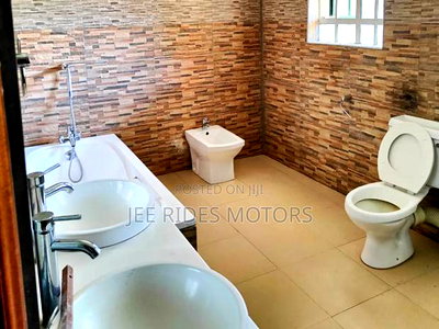 4bdrm Townhouse/Terrace in Garden Estate, Nairobi Central for sale - Image 5