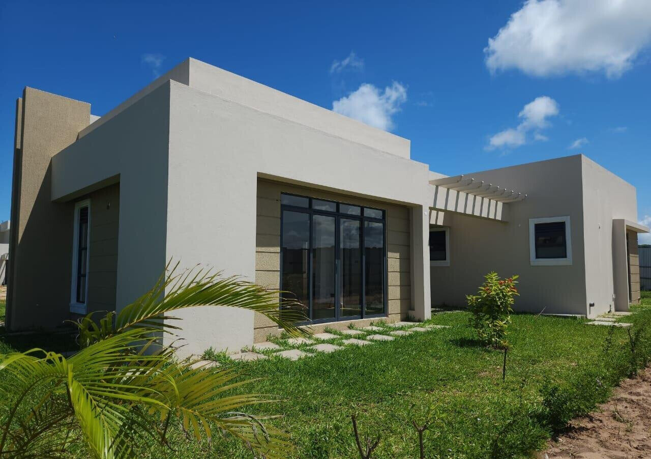 4BR Off-Plan Townhouse with DSQ & Pool Access - Vipingo
