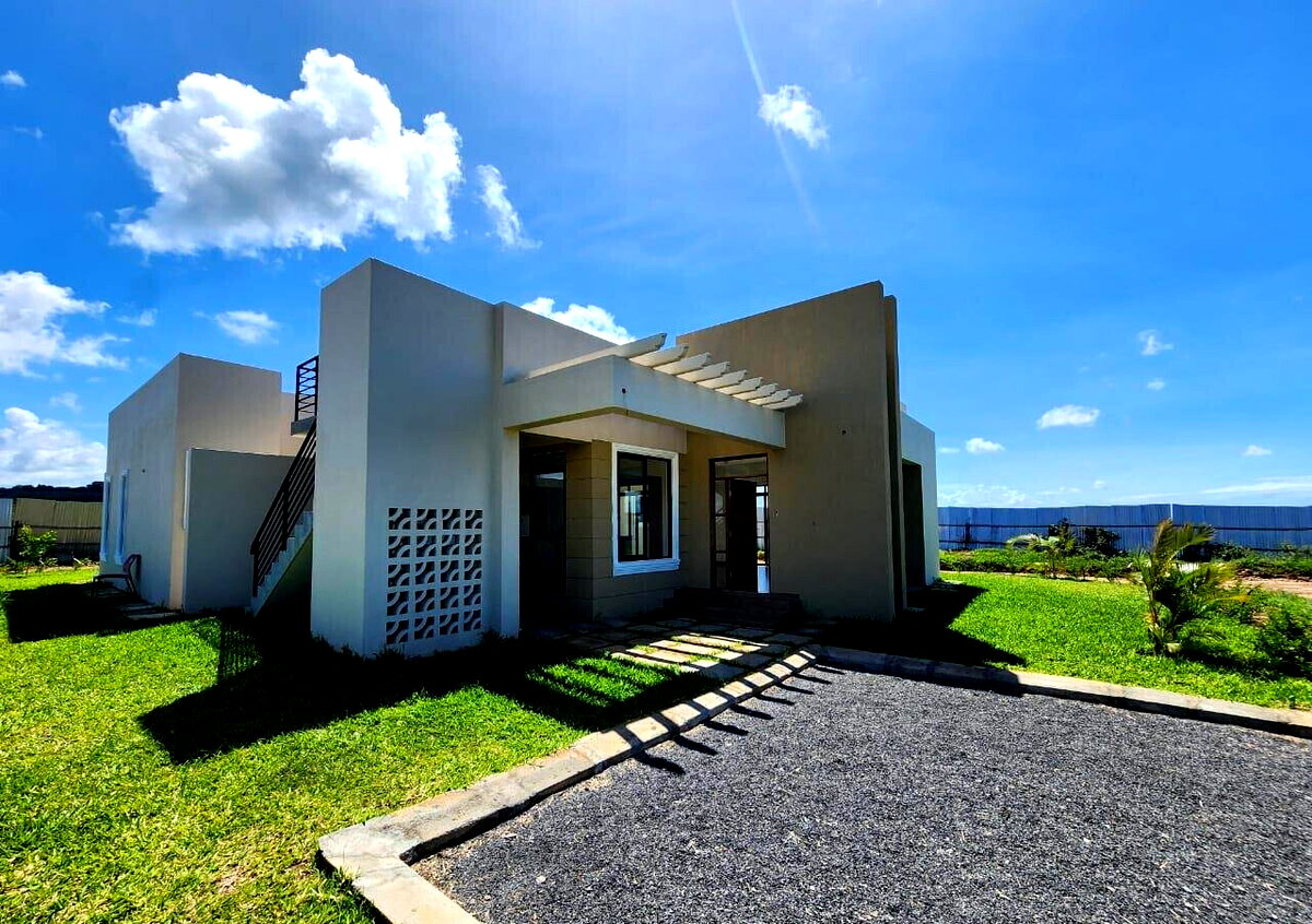 4BR Off-Plan Townhouse with DSQ & Pool Access - Vipingo