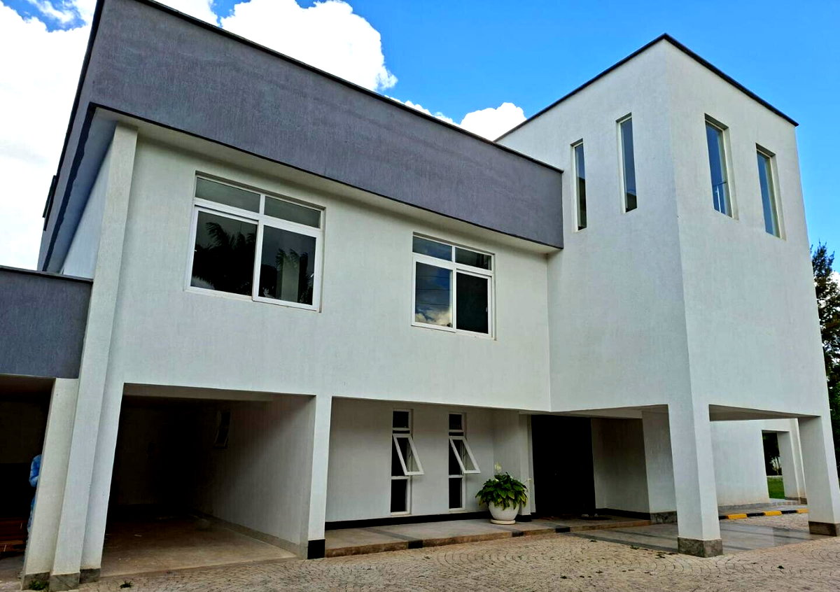 0.21 Acre 5BR Haven in Runda