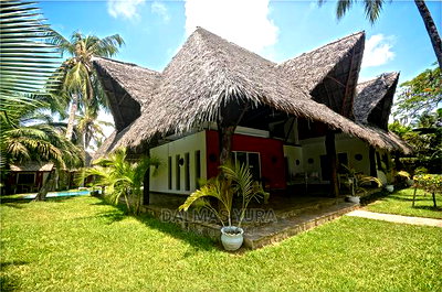 Furnished 9bdrm Villa in Malindi for sale - Image 7