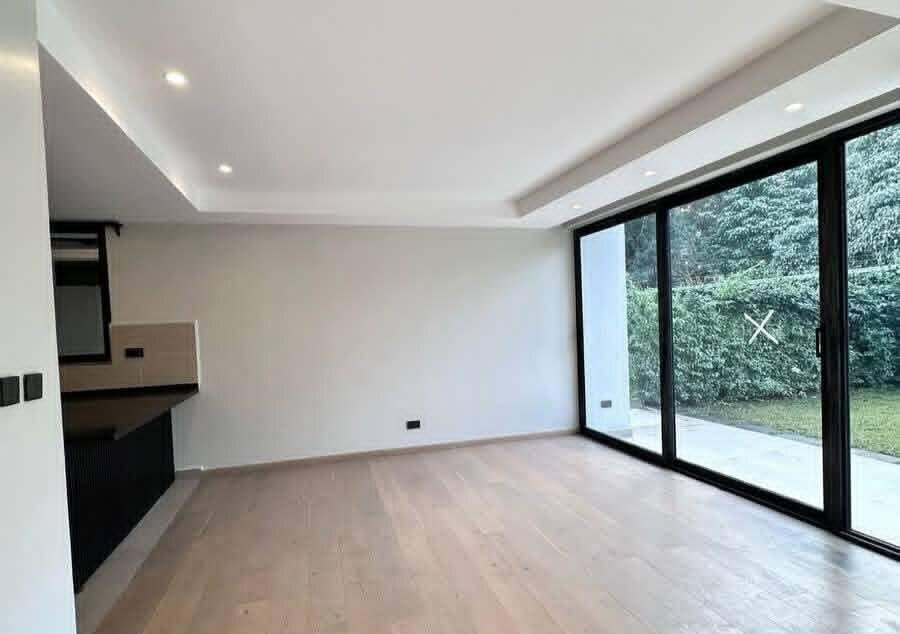 4-Ensuite Townhouse with Backup Generator & 14,000L Water - Lavington