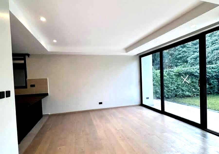 4-Ensuite Townhouse with Backup Generator & 14,000L Water - Lavington
