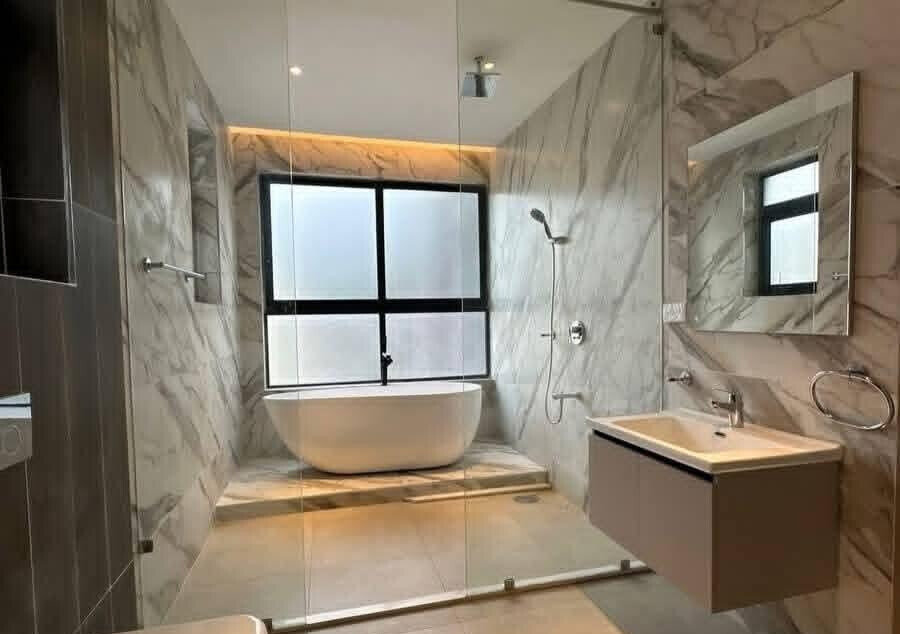 4-Ensuite Townhouse with Backup Generator & 14,000L Water - Lavington