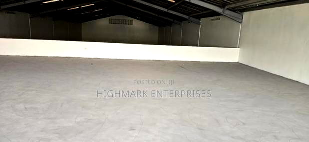 9500 Sq Feet to Let in Athiriver