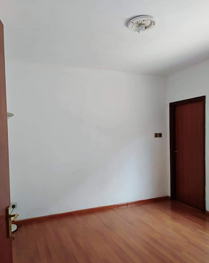 Semi-Detached 5-Bed Townhouse with Private Mature Garden - Lavington