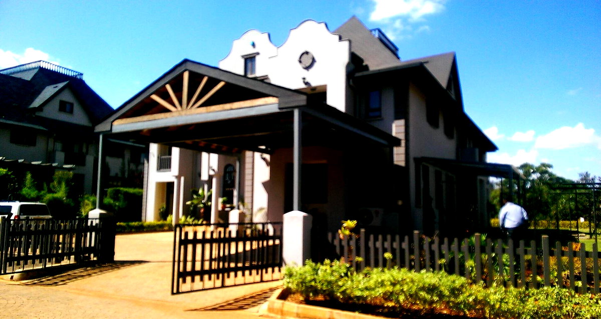 0.15 Acre 5BR Home with Garden