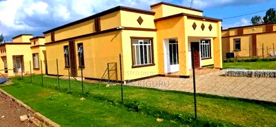 3bdrm Bungalow in Kenyatta Road / Theta for sale - Image 6