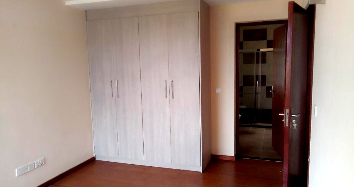 4 En-Suite Townhouse with Jacuzzi & Fireplace - Kitisuru