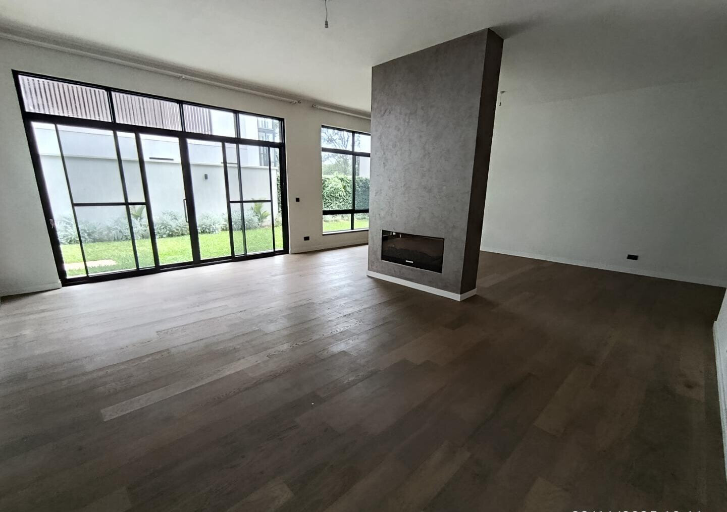 5-Ensuite Villa with Two Kitchens & Staff Quarters - Lavington