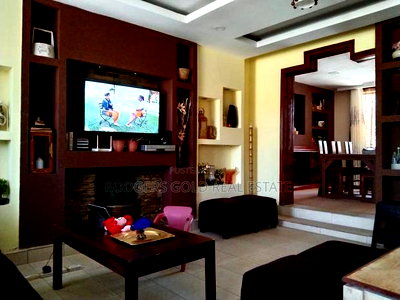 4bdrm Villa in Katani for sale - Image 9