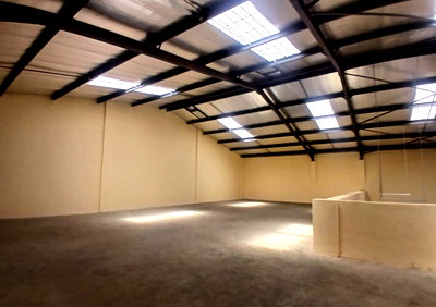 KSh 37.8M Warehouse with Parking