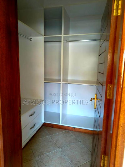 5bdrm Mansion in Runda for rent - Image 10