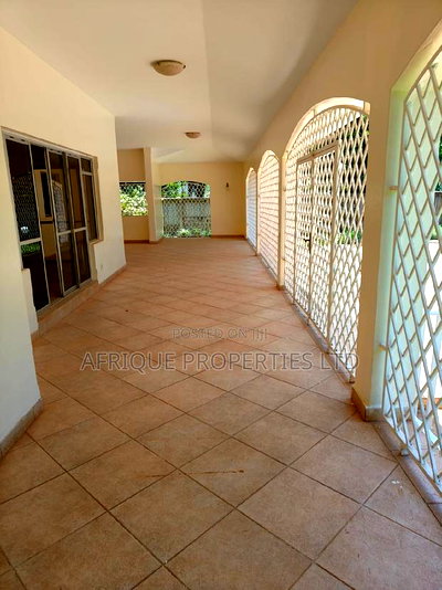 5bdrm Mansion in Runda for rent - Image 13