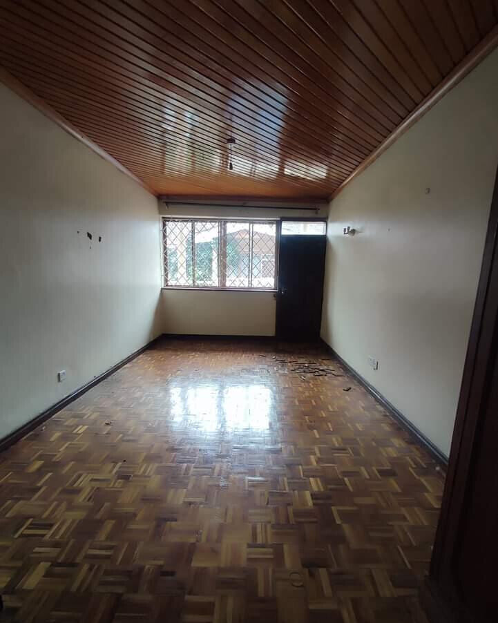 Spacious 4BR Townhouse in Quiet Lavington Compound - Nairobi