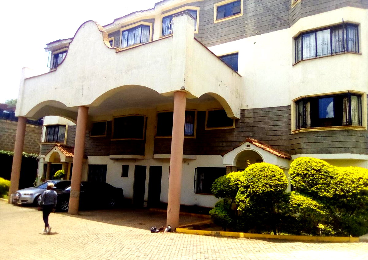 4-Ensuite Townhouse with Study & DSQ - Westlands
