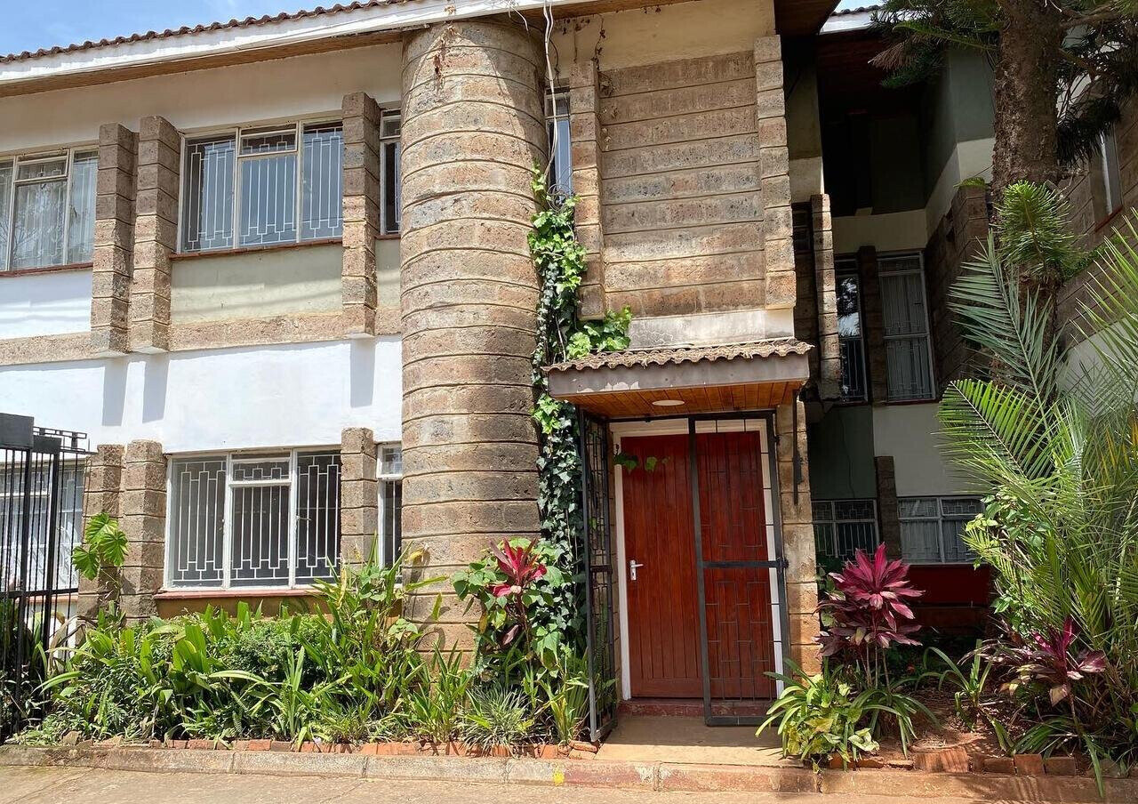 4BR Homely Maisonette with DSQ & Garden - Kileleshwa