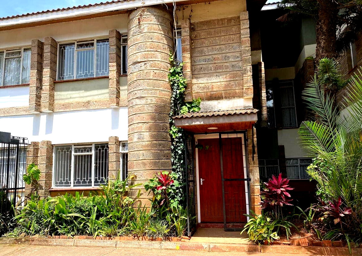 4BR Homely Maisonette with DSQ & Garden - Kileleshwa