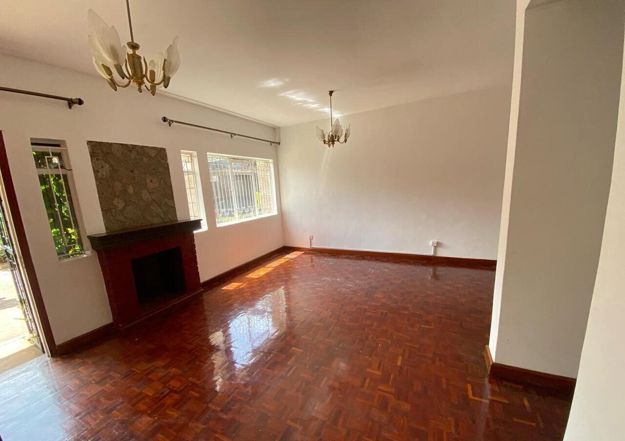 4BR Homely Maisonette with DSQ & Garden - Kileleshwa